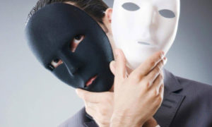 Un masque peut en cacher un autre